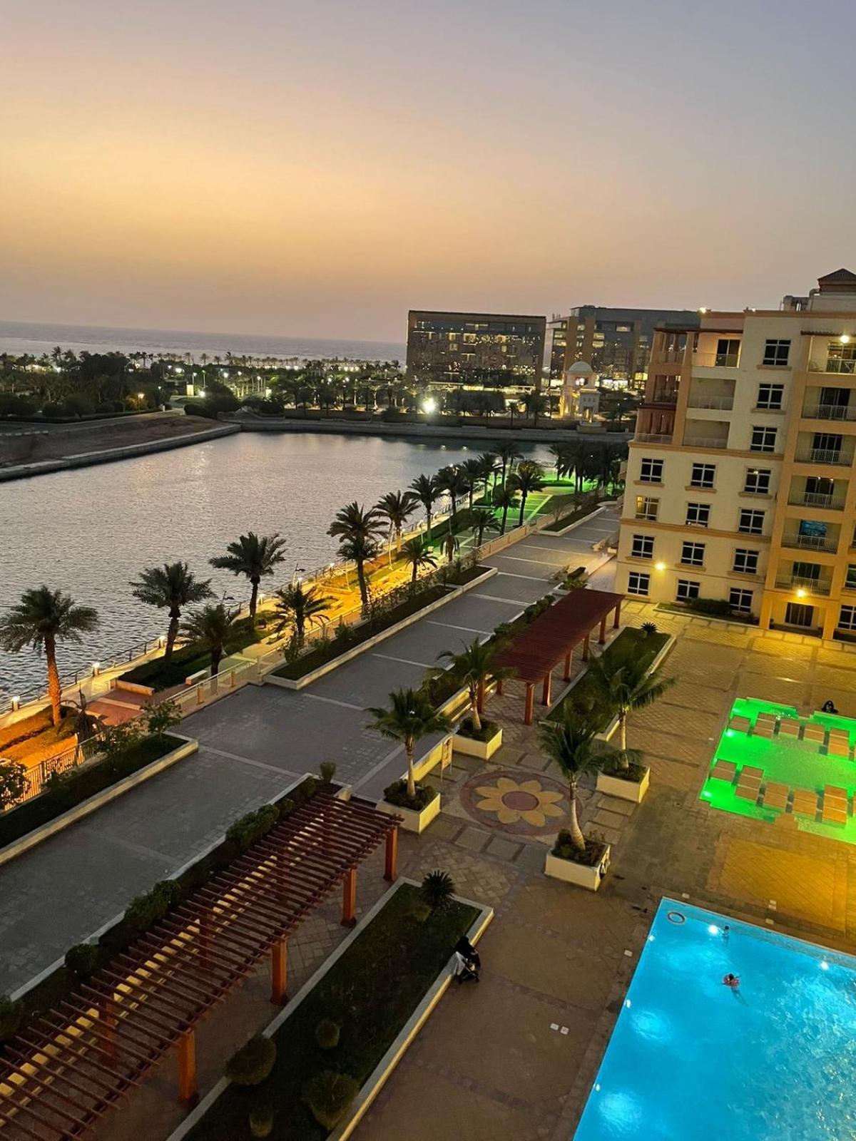 البيلسان فيو Baylasun View *